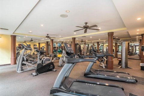 Condo in Saint Petersburg, Florida, 1 bedroom № 2105638 - photo 28