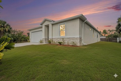 Villa ou maison à vendre à Palm Bay, Floride: 3 chambres, 186.36 m2 № 2219871 - photo 2