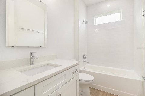 Villa ou maison à vendre à Palm Bay, Floride: 3 chambres, 186.36 m2 № 2219871 - photo 22