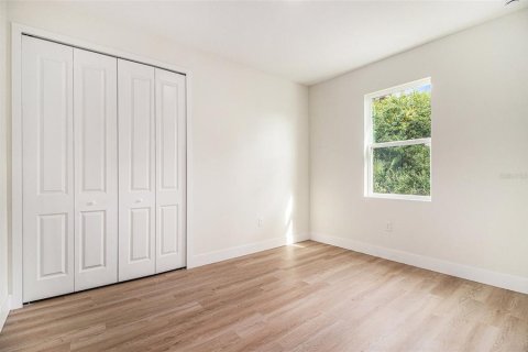 Villa ou maison à vendre à Palm Bay, Floride: 3 chambres, 186.36 m2 № 2219871 - photo 20