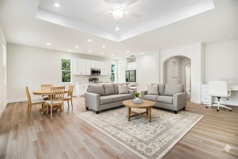 Villa ou maison à vendre à Palm Bay, Floride: 3 chambres, 186.36 m2 № 2219871 - photo 6