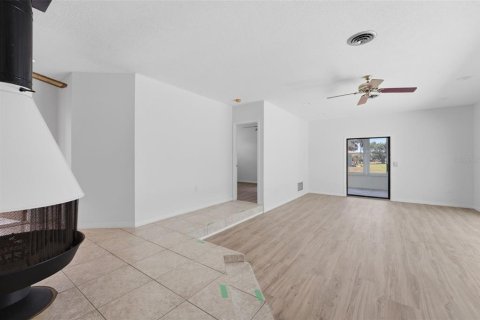 Villa ou maison à vendre à Englewood, Floride: 3 chambres, 220.36 m2 № 2155958 - photo 13