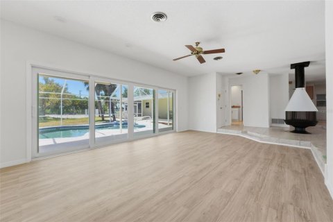 Villa ou maison à vendre à Englewood, Floride: 3 chambres, 220.36 m2 № 2155958 - photo 12