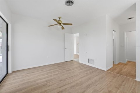 Villa ou maison à vendre à Englewood, Floride: 3 chambres, 220.36 m2 № 2155958 - photo 20