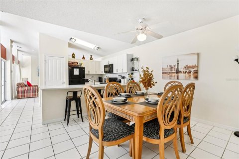 Villa ou maison à vendre à Kissimmee, Floride: 3 chambres, 148.83 m2 № 1804688 - photo 9