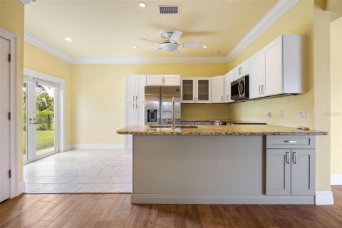 Casa en venta en Port Charlotte, Florida, 4 dormitorios, 440.91 m2 № 1869496 - foto 17