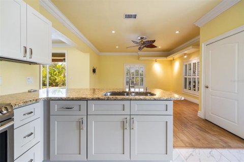 Casa en venta en Port Charlotte, Florida, 4 dormitorios, 440.91 m2 № 1869496 - foto 20