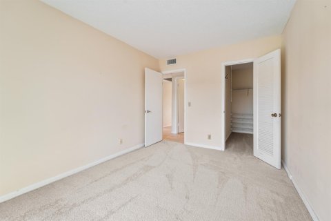 Купить кондоминиум в Бока-Ратон, Флорида 4 комнаты, 78.04м2, № 2089500 - фото 26