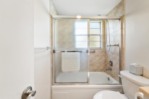 Купить кондоминиум в Бока-Ратон, Флорида 4 комнаты, 78.04м2, № 2089500 - фото 12