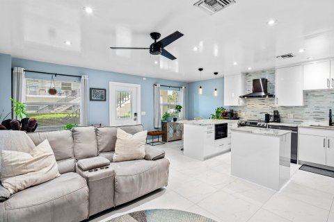 Copropriété à vendre à Palm Beach Shores, Floride: 1 chambre, 56.48 m2 № 2077507 - photo 8