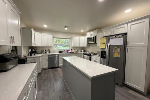 Villa ou maison à vendre à Ocala, Floride: 6 chambres, 347.08 m2 № 2144009 - photo 4