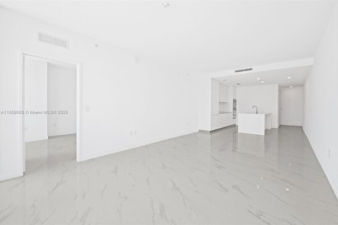 Copropriété à vendre à Miami, Floride: 3 chambres, 163.42 m2 № 1887632 - photo 7