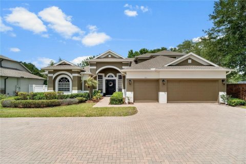 House in Winter Garden, Florida 4 bedrooms, 332.59 sq.m. № 2198607 - photo 3