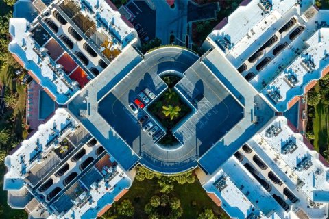 Купить кондоминиум в Дейтона - Бич-Шорс, Флорида 9 комнат, 195.09м2, № 1512177 - фото 2
