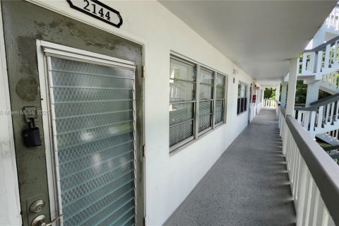 Condominio en venta en Deerfield Beach, Florida, 1 dormitorio, 65.03 m2 № 1932729 - foto 29