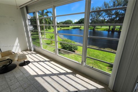 Condominio en venta en Deerfield Beach, Florida, 1 dormitorio, 65.03 m2 № 1932729 - foto 27