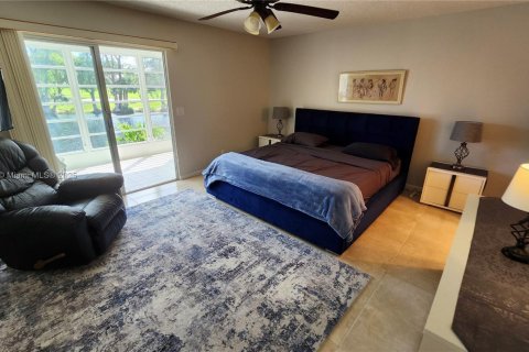 Condominio en venta en Deerfield Beach, Florida, 1 dormitorio, 65.03 m2 № 1932729 - foto 20