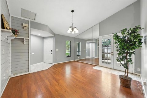 Duplex in Orlando, Florida 3 bedrooms, 126.72 sq.m. № 1843852 - photo 3