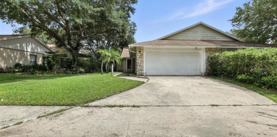 Duplex in Orlando, Florida 3 bedrooms, 126.72 sq.m. № 1843852