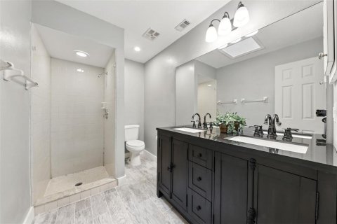 Duplex in Orlando, Florida 3 bedrooms, 126.72 sq.m. № 1843852 - photo 17