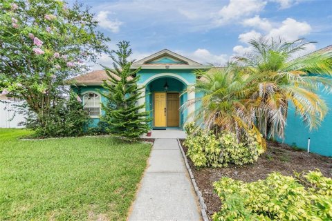 House in Wesley Chapel, Florida 3 bedrooms, 153.1 sq.m. № 1810301 - photo 3