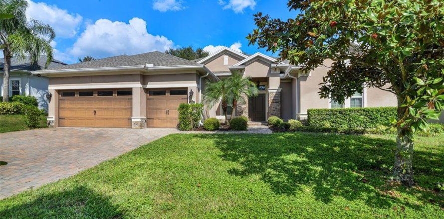 Casa en Groveland, Florida 4 dormitorios, 323.76 m2 № 1905146