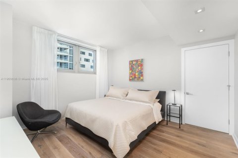 Condominio en venta en Miami, Florida, 4 dormitorios, 317.26 m2 № 1953689 - foto 17