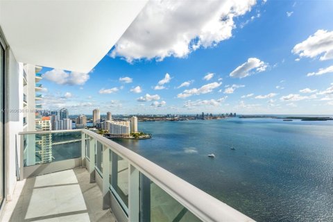Condominio en venta en Miami, Florida, 4 dormitorios, 317.26 m2 № 1953689 - foto 24