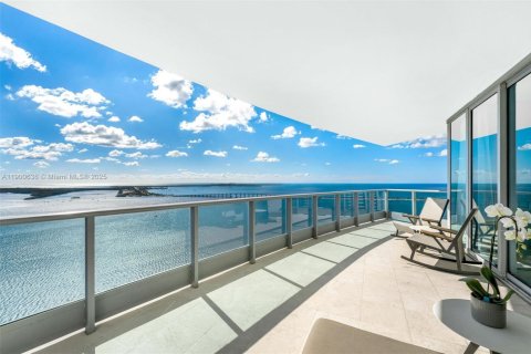 Condominio en venta en Miami, Florida, 4 dormitorios, 317.26 m2 № 1953689 - foto 21