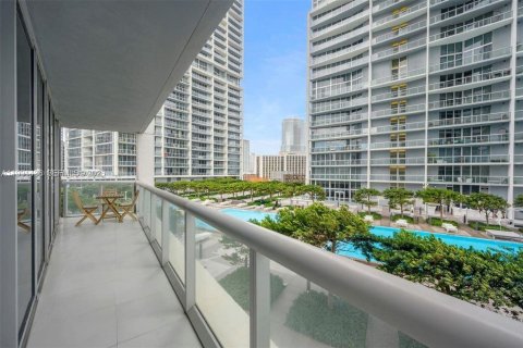 Condo in Miami, Florida, 2 bedrooms  № 2055427 - photo 23