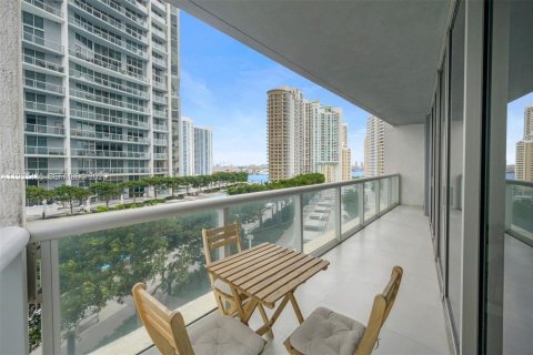 Condo in Miami, Florida, 2 bedrooms  № 2055427 - photo 24