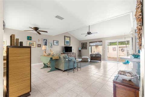 Casa en venta en Ocala, Florida, 3 dormitorios, 134.8 m2 № 1911461 - foto 5