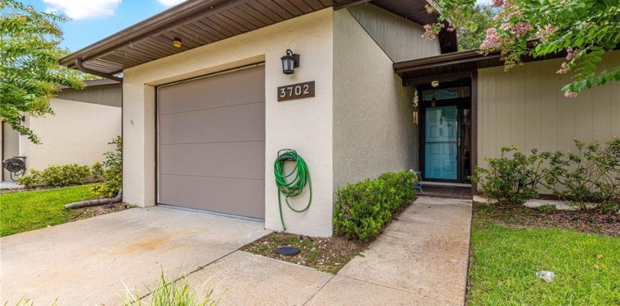 Casa en Ocala, Florida 3 dormitorios, 134.8 m2 № 1911461