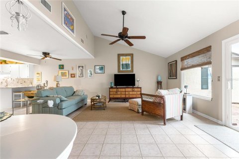 Casa en venta en Ocala, Florida, 3 dormitorios, 134.8 m2 № 1911461 - foto 9