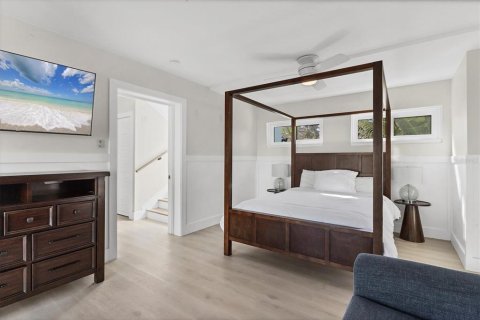 House in Longboat Key, Florida 2 bedrooms, 174.84 sq.m. № 2237261 - photo 26