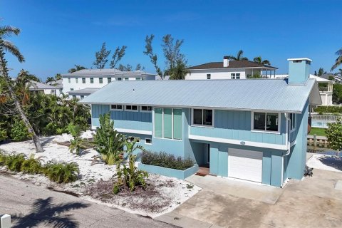 House in Longboat Key, Florida 2 bedrooms, 174.84 sq.m. № 2237261 - photo 3