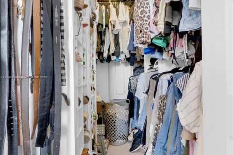 Condominio en venta en Doral, Florida, 2 dormitorios, 105.44 m2 № 2034187 - foto 11