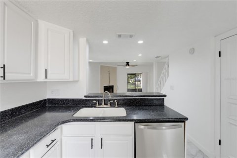 Adosado en venta en Largo, Florida, 2 dormitorios, 94.57 m2 № 2217238 - foto 8