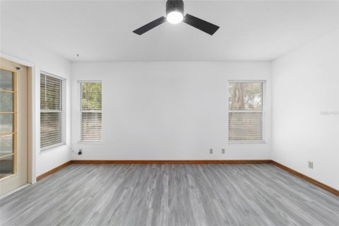 House in Dunnellon, Florida 4 bedrooms, 213.86 sq.m. № 2202424 - photo 24