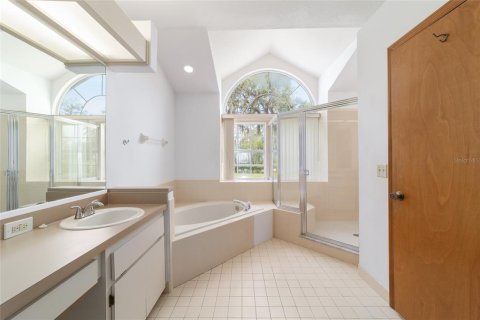 House in Dunnellon, Florida 4 bedrooms, 213.86 sq.m. № 2202424 - photo 13