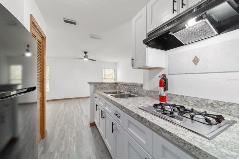House in Dunnellon, Florida 4 bedrooms, 213.86 sq.m. № 2202424 - photo 22