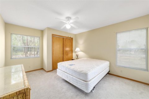 House in Dunnellon, Florida 4 bedrooms, 213.86 sq.m. № 2202424 - photo 27