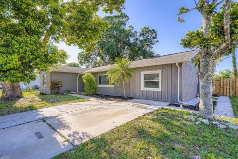 Casa en venta en Port Orange, Florida, 3 dormitorios, 188.31 m2 № 1815112 - foto 2