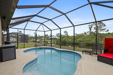 Villa ou maison à louer à Port Charlotte, Floride: 3 chambres, 183.85 m2 № 2214846 - photo 23