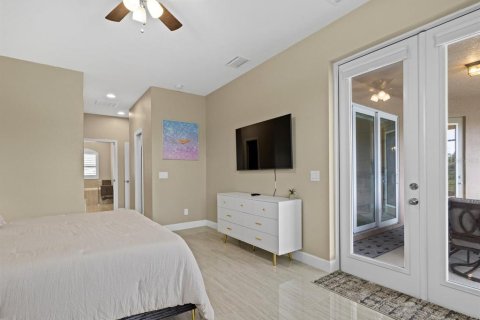 Villa ou maison à louer à Port Charlotte, Floride: 3 chambres, 183.85 m2 № 2214846 - photo 22