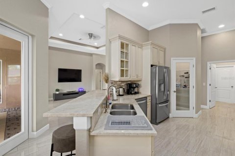 Villa ou maison à louer à Port Charlotte, Floride: 3 chambres, 183.85 m2 № 2214846 - photo 10