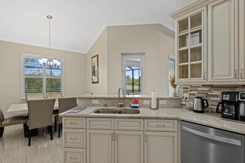 Villa ou maison à louer à Port Charlotte, Floride: 3 chambres, 183.85 m2 № 2214846 - photo 11