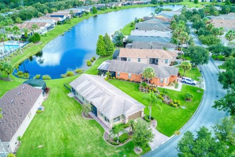 House in Kissimmee, Florida 2 bedrooms, 129.88 sq.m. № 1884965 - photo 7
