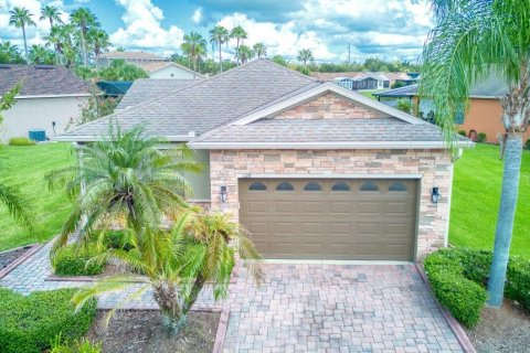 House in Kissimmee, Florida 2 bedrooms, 129.88 sq.m. № 1884965 - photo 1