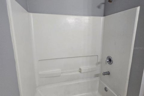 Casa en alquiler en Wimauma, Florida, 4 dormitorios, 185.15 m2 № 1903203 - foto 18